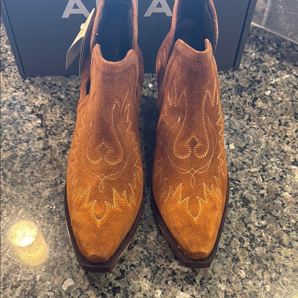 Ariat Cognac Ankle Booties with Western Stitching - Picture 4 of 5